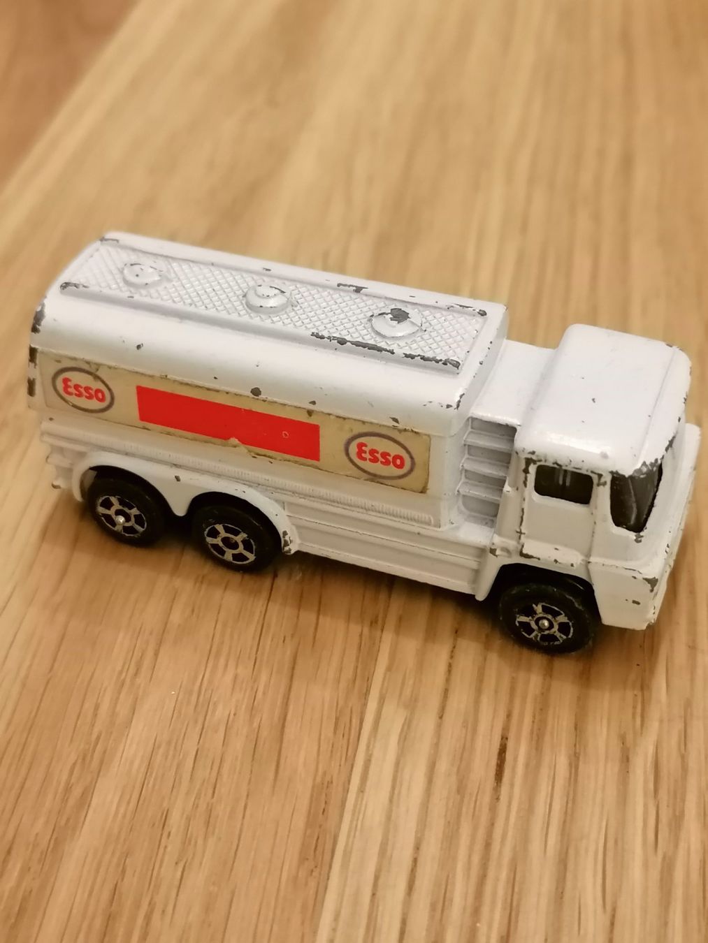 Corgi Toys Modellautos: Corgi Juniors - ESSO Guy Tanker – Gebraucht aus Basel von vintagecollector 2