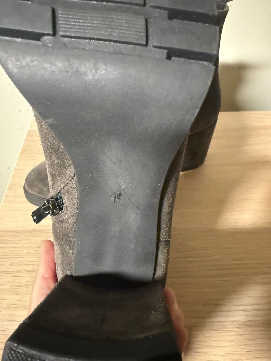 Scarpe da donna: Suede leather boots EU 40 grey – Usato da Maloja venduto da mags413 2