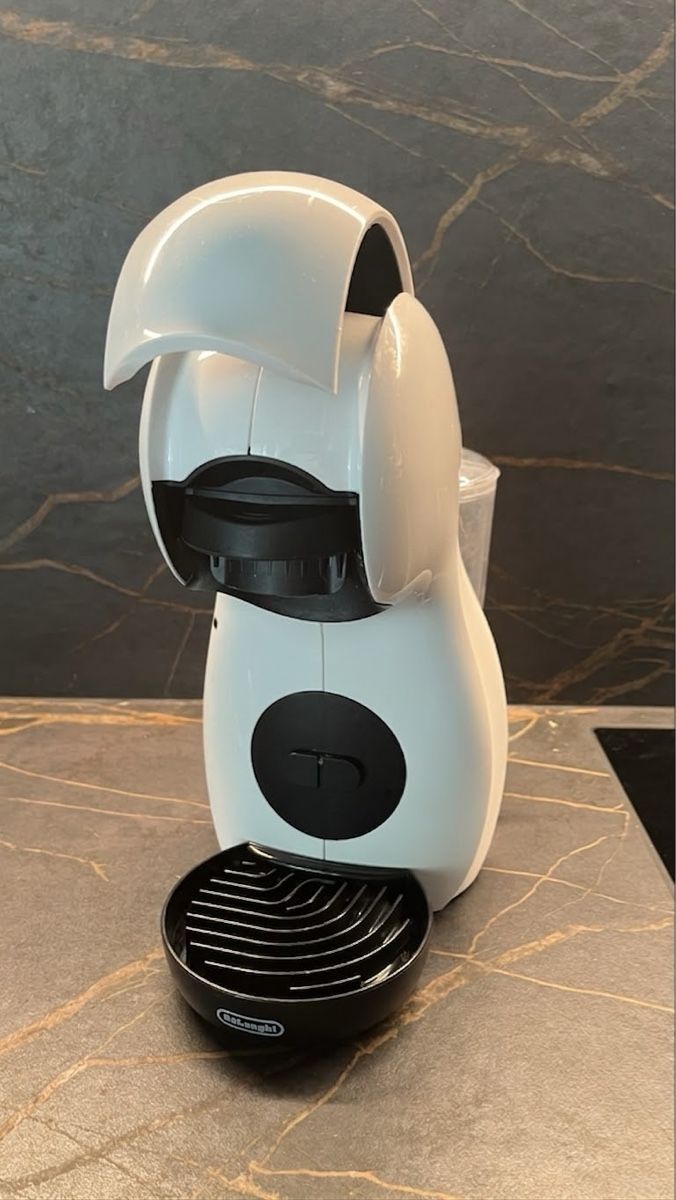 Nescafé Macchine per caffè & Macchine per espresso: Nescafé Dolce Gusto – Usato da Naters venduto da TomX23 1