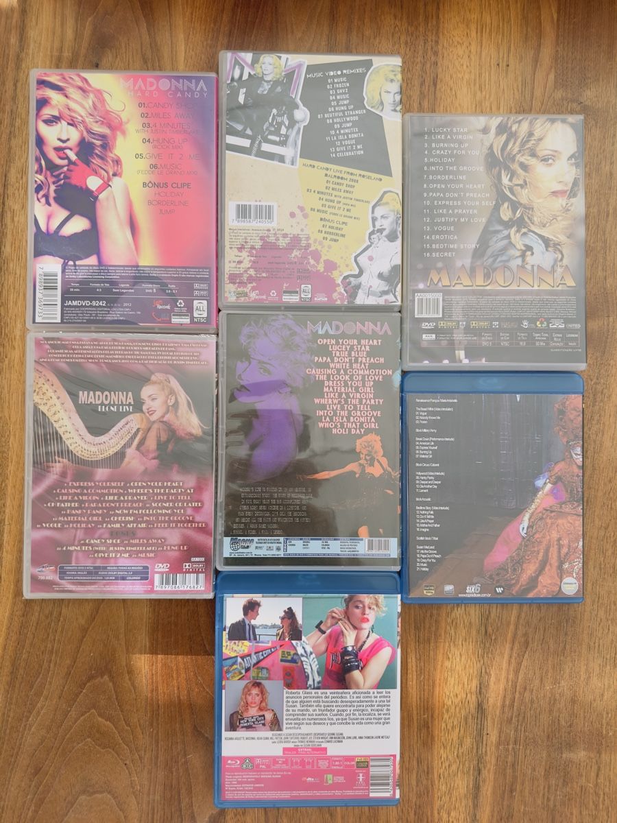 Tutti i DVDs: MADONNA LOT 5 DVD AND 2 BLU-RAY DISC – Nuovo (secondo la descrizione) da Brigerbad venduto da Marcelo79 1