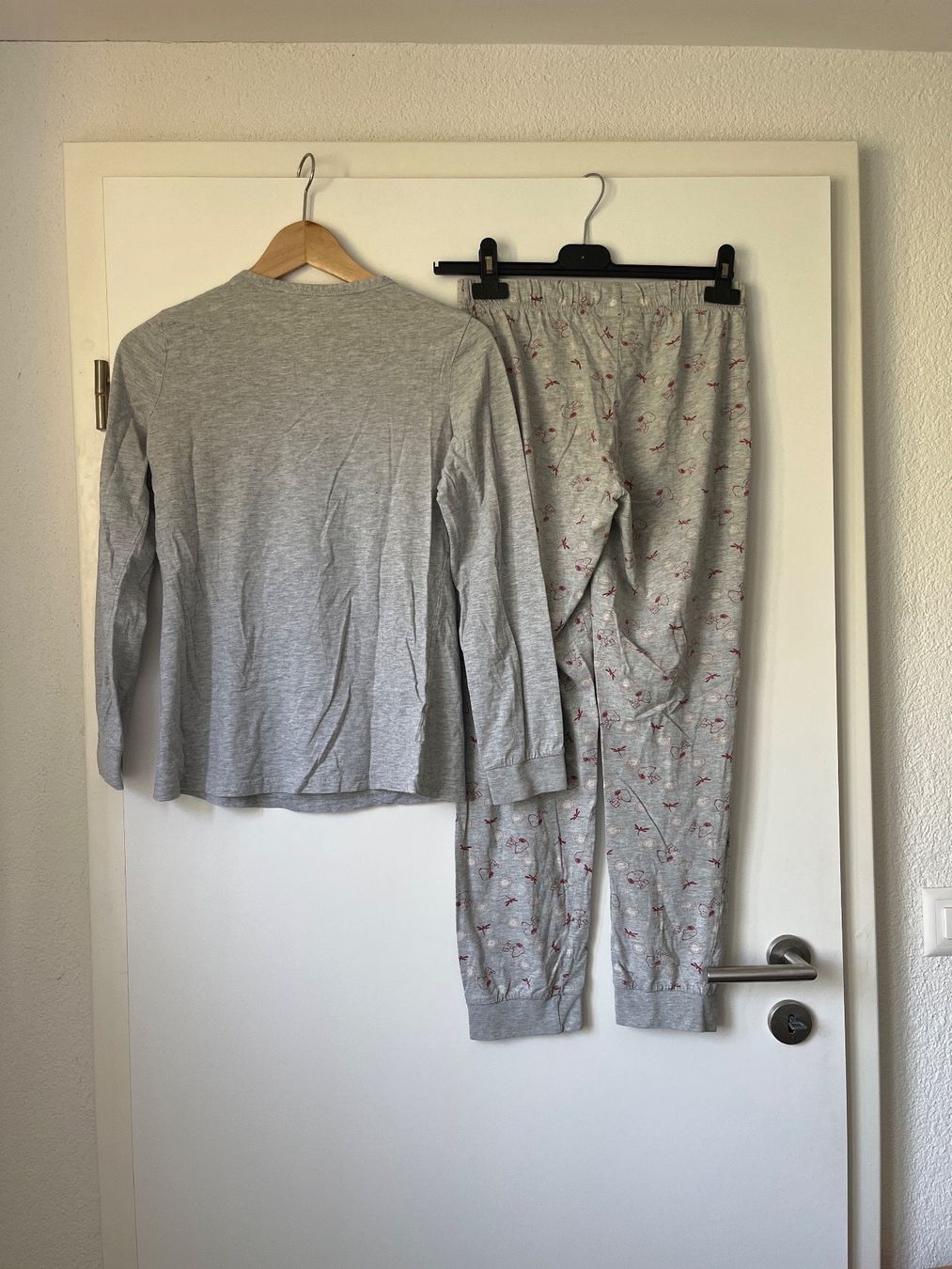 Pyjamas & Ähnliches: Pyjama Snoopy – Gebraucht aus Reinach ag von Wildschwein_Braten 1
