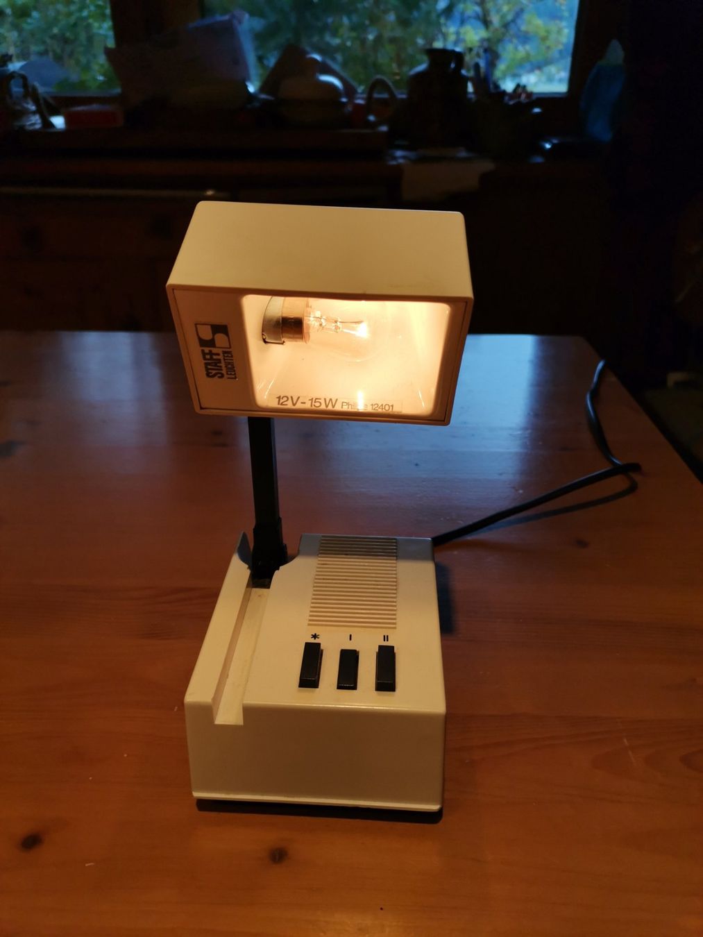 Lampen: Lampada da tavolo vintage – Gebraucht aus La Punt Chamues-ch von geo1968