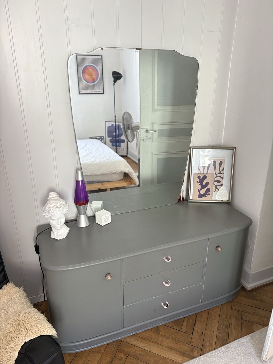 Commodes: Sideboard Anthrazit mit Spiegel – D'occasion à Bern par mer_s9n5