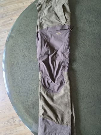 Blaser OUtfits Jagdhose gemäss Photo zu verkaufen