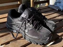 Nike Air Max Moto 2K Sneaker schwarz Grösse 44 neuwertig