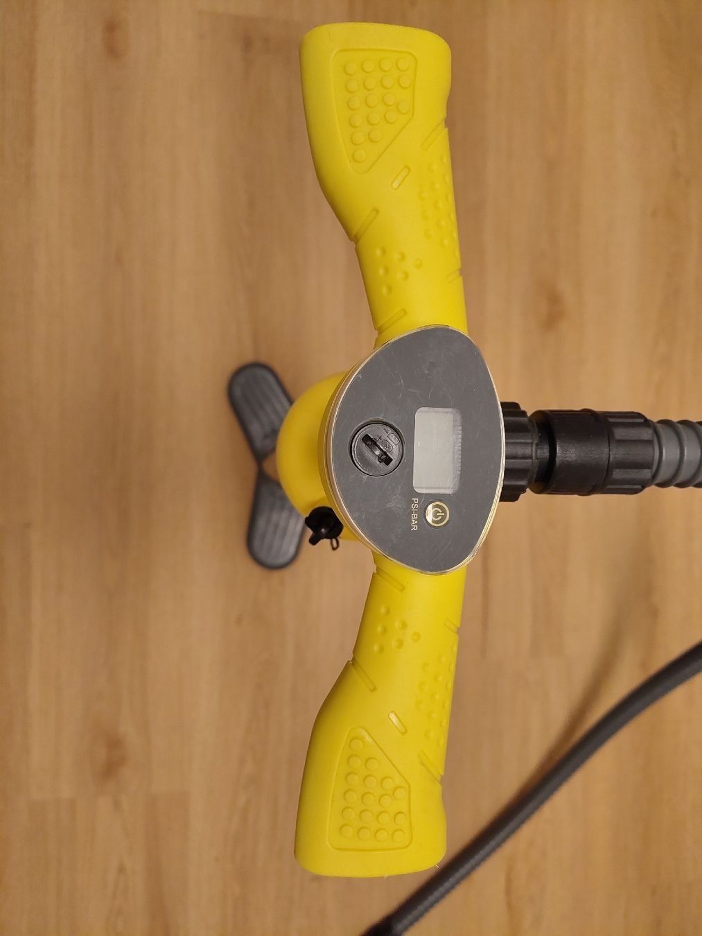 Bestway Pompe & Parti di ricambio: Bestway Hydro-Force SUP Hand Pumpe mit Digitalem Drucksensor – Usato da Zürich venduto da Almohammed 3