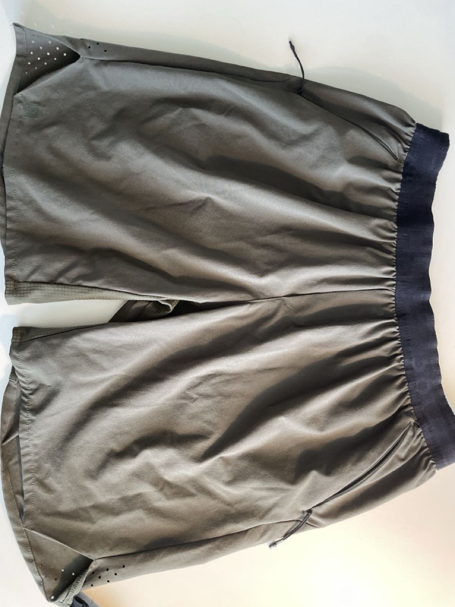 Decathlon Pantaloni: 3x Domyos Sporthose Gr. L – Usato da Rheinau venduto da jan_56ly 1
