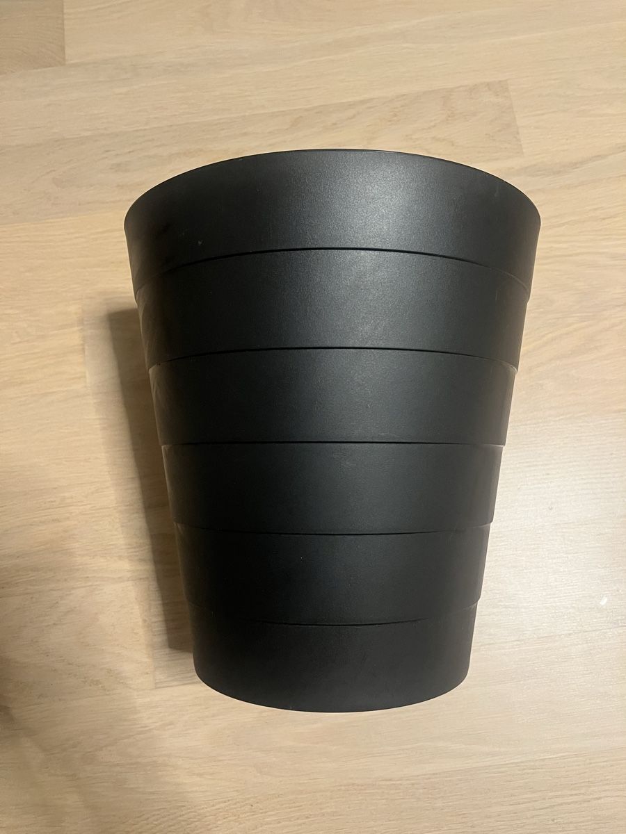 Ikea Cestini per rifiuti: Abfalleimer; schwarzer Kunststoff  – Nuovo (secondo la descrizione) da Pfäffikon SZ venduto da Gschmois26 1