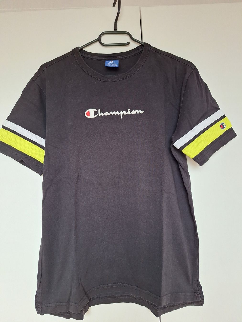 Champion T-shirt: Champion T-Shirt,  Grösse S – Usato da Neuenhof venduto da melwood