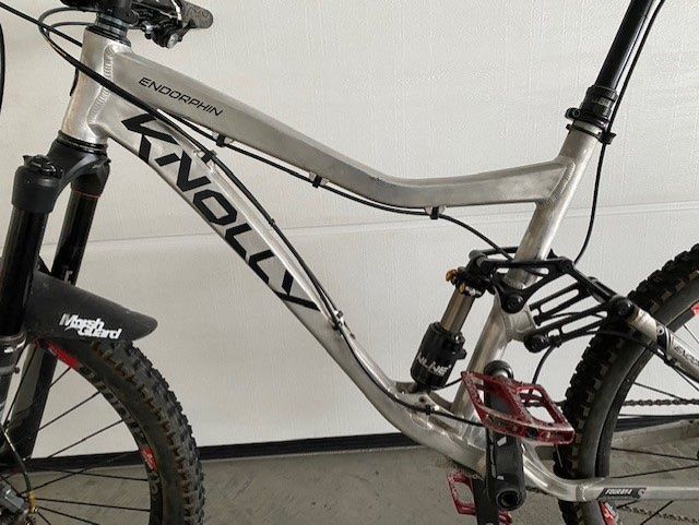 Biciclette: KNOLLY Endorphin mountain bike – Usato da Dallenwil venduto da ZD2019 1
