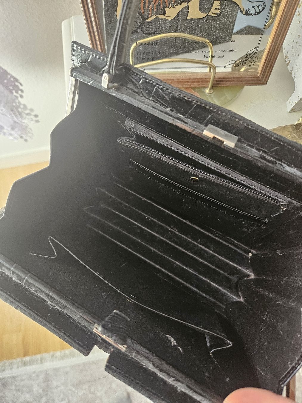 Borse da donna: Vintage Leder Tasche – Usato da Rickenbach b. Wil venduto da pookie 2