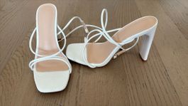 Sandalen mit Absatz