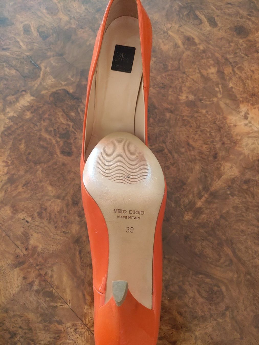Scarpe da donna: Orangefarbige echtes Lackleder Pumps – Nuovo e nell'imballaggio originale da Küsnacht ZH venduto da katalinw 2