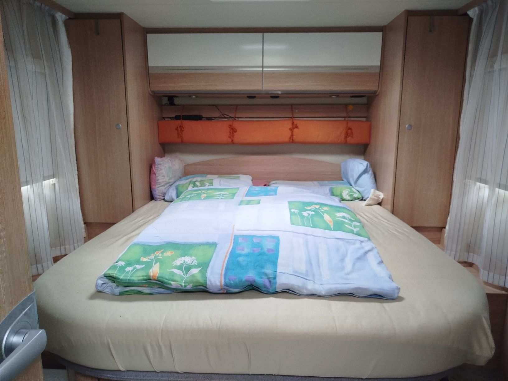 Sunlight Veicoli da campeggio: Fiat Sunleight T69  mit Kingsbett – Usato da Wetzikon ZH venduto da kur_r5t8 4