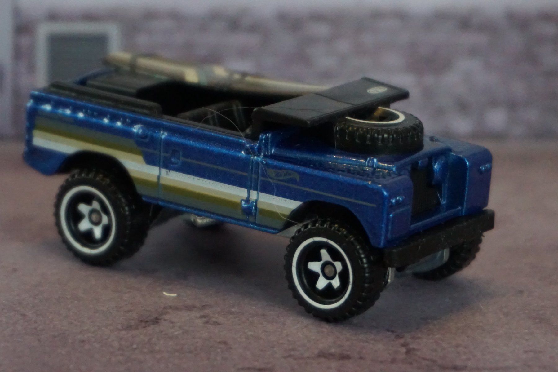 Hot Wheels Modellautos: HotWheels Land Rover Beach COOL !!!!!!!!!!!!! – Gebraucht aus Reiden von Doppeldecker69
