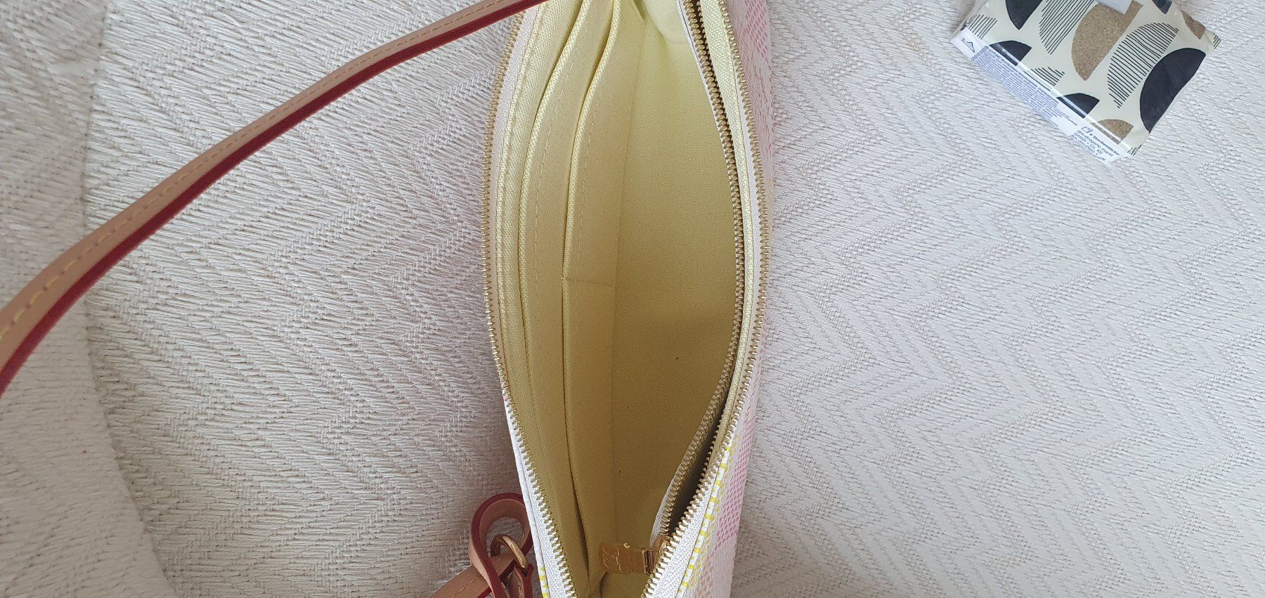 Borse da donna: LV Pochette Accessoires DAMIER AZUR – Nuovo e nell'imballaggio originale da Dietlikon venduto da lemoncitrin 2