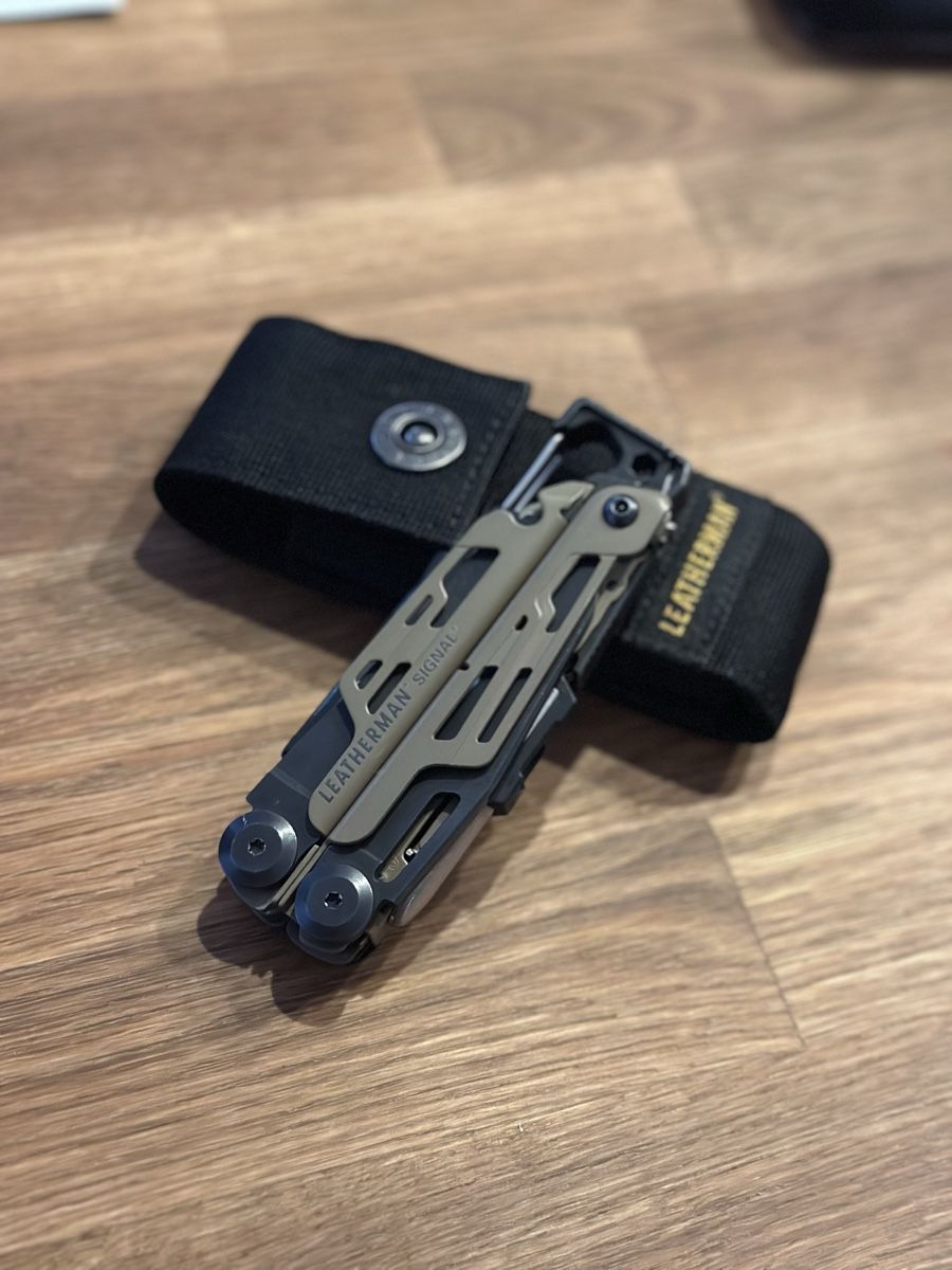 Leatherman Couteaux de poche: Leatherman Signal  – D'occasion à Wetzikon ZH par ald_5z8c