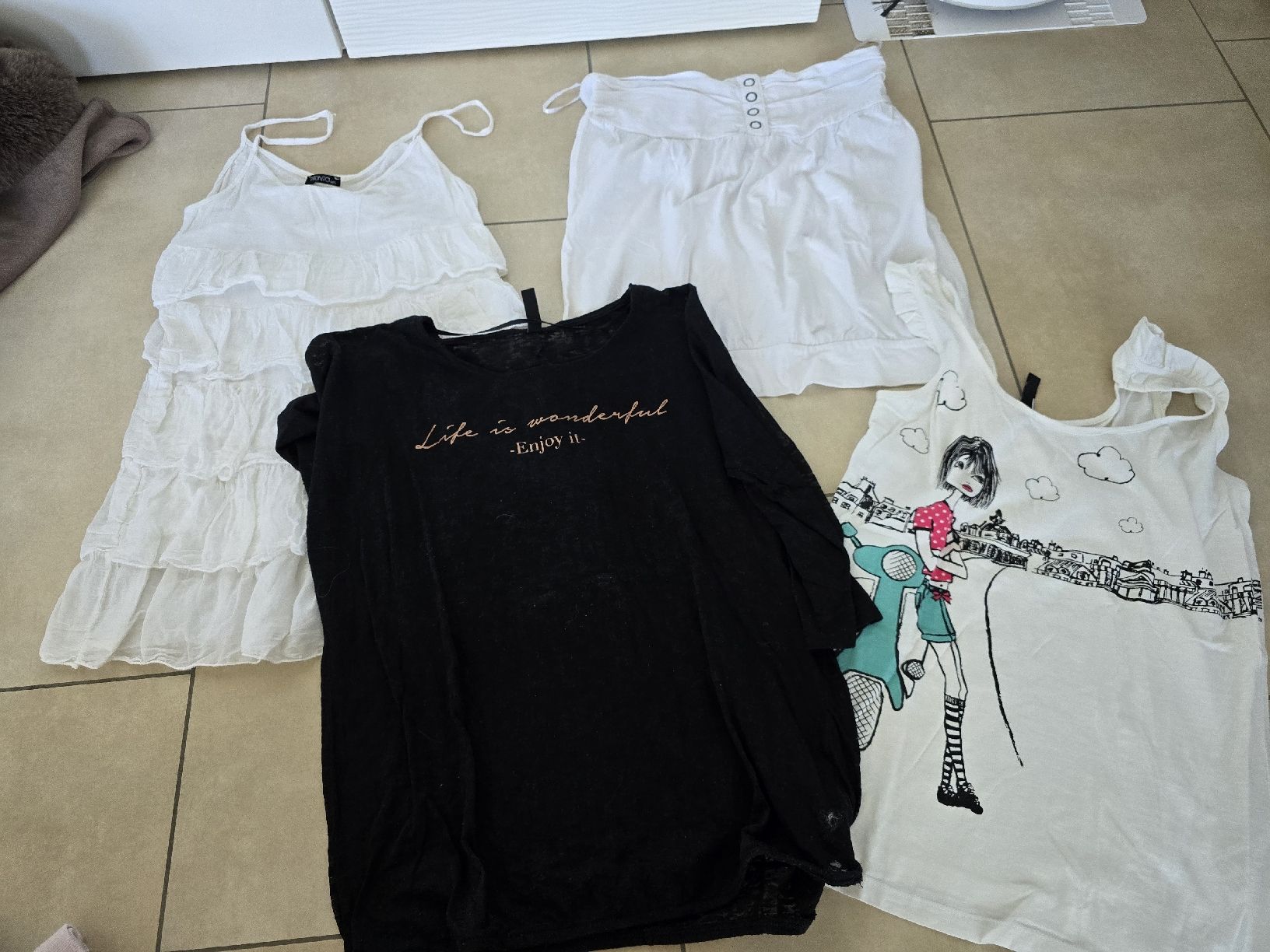 Lots de vêtements: XXL Kleiderpaket - Grösse M – D'occasion à Rickenbach b. Wil par Beautiful.Things 4