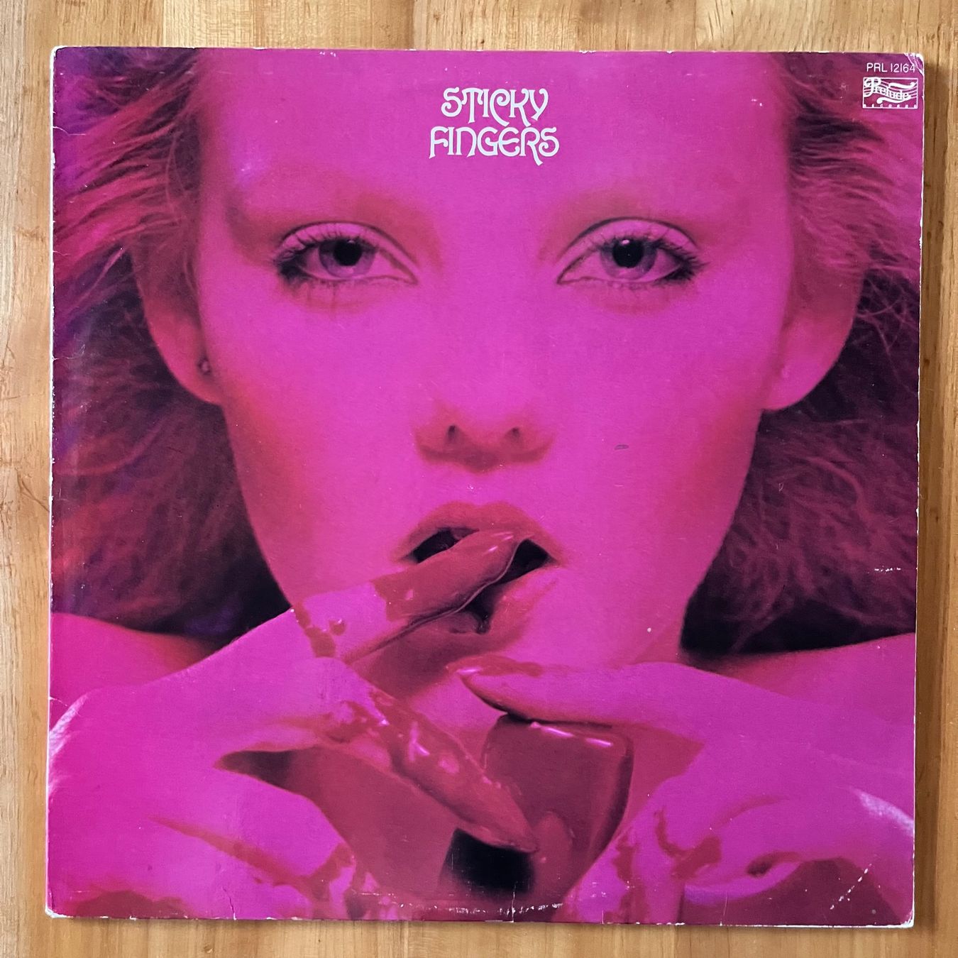 Dischi in vinile: STICKY FINGERS - LP – Usato da dachsen venduto da oheio