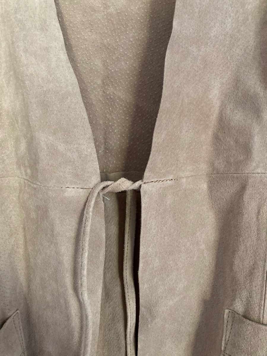 Giacche: Beige Wildlederjacke, Größe 38 – Usato da Zäziwil venduto da kbr_jd95 4