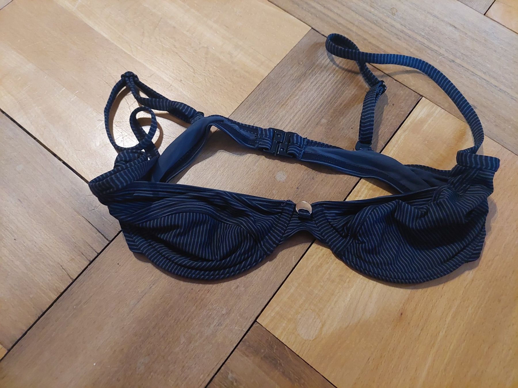 Esprit Maillots de bain & Bikinis: Esprit Bikini Top 36 B – D'occasion à Beckenried par Havacola 1