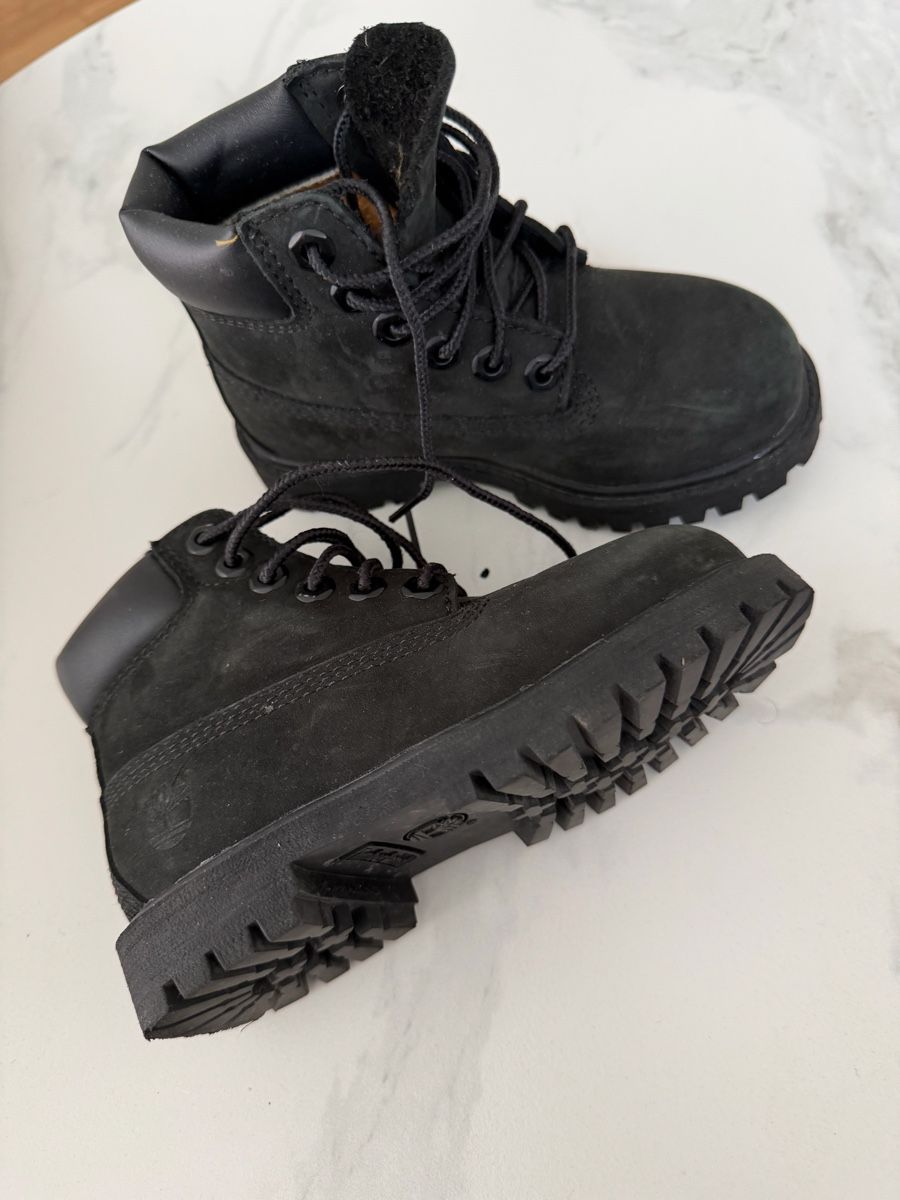 Timberland Chaussures garçon: Timberlands 25.5 – D'occasion à Bad Ragaz par asi_dq2k