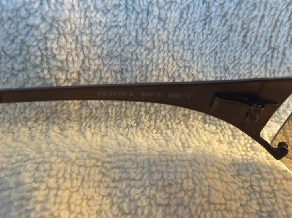 Vogue Brillen & Gläser: Vogue Sonnenbrille – Gebraucht aus Muttenz von einfach-schoen 3
