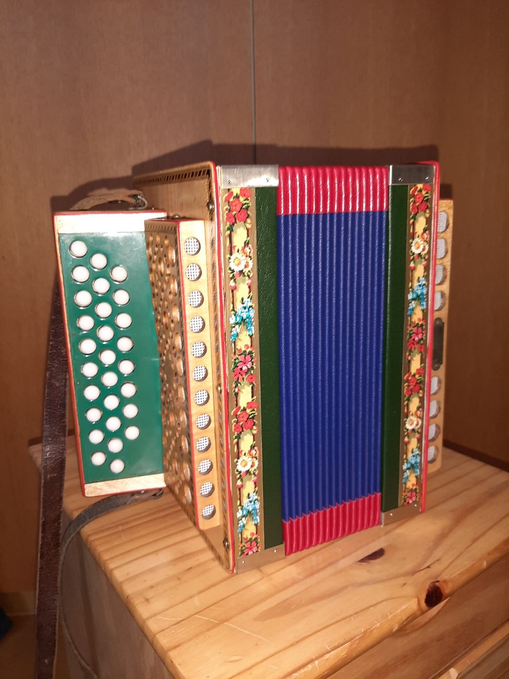 Eichhorn Instruments de musique: Schwyzerörgeli – Défectueux à Oberhelfenschwil par joesy77