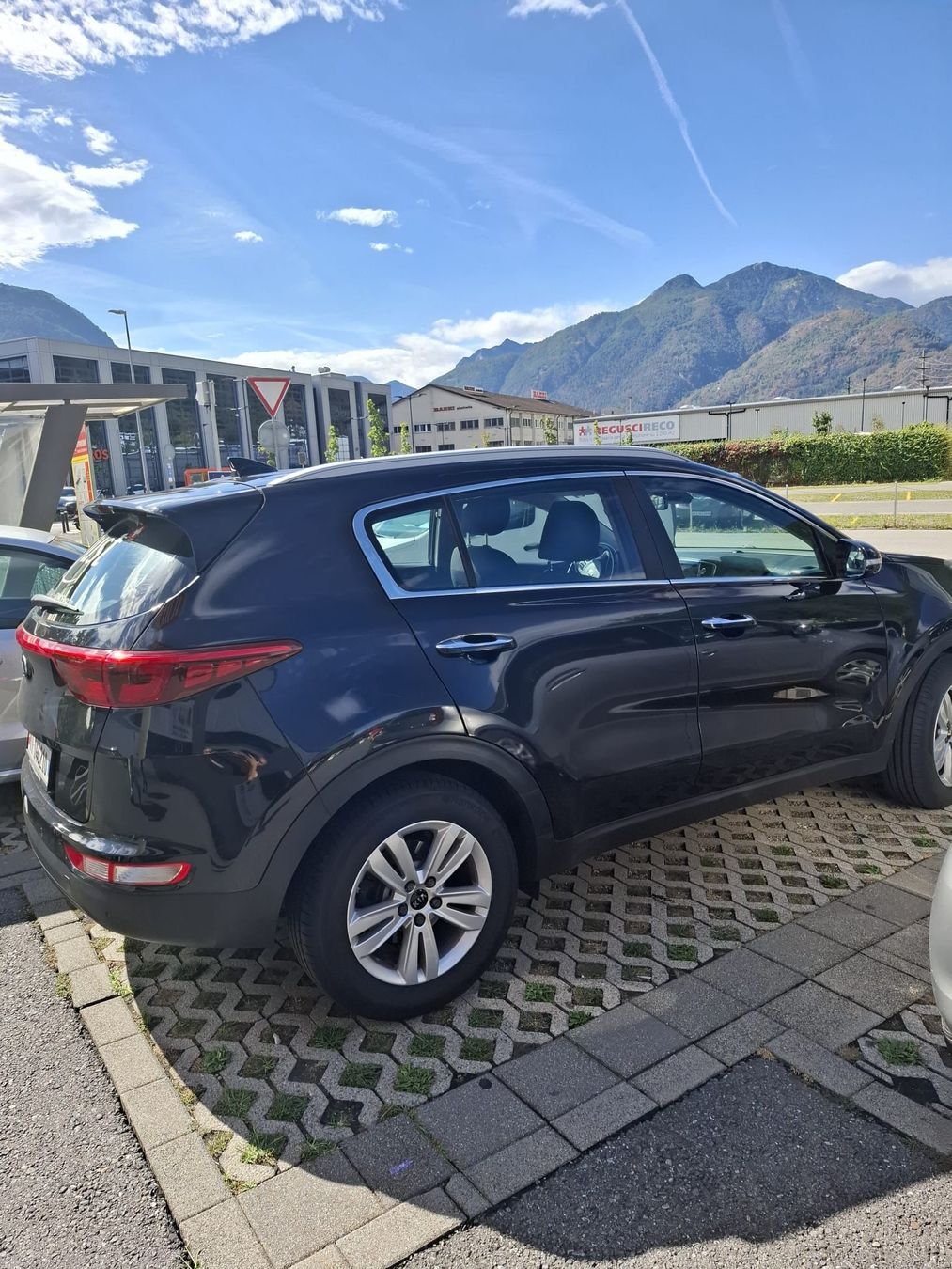 Kia Autos: KIA sportage  – D'occasion à Bauma par gbo_6bfh 3