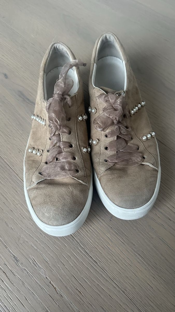 Kennel + Schmenger Damenschuhe: Kennel & Schmenger Sneaker Grösse 38,5 – Gebraucht aus Richterswil von diamondwoman 2