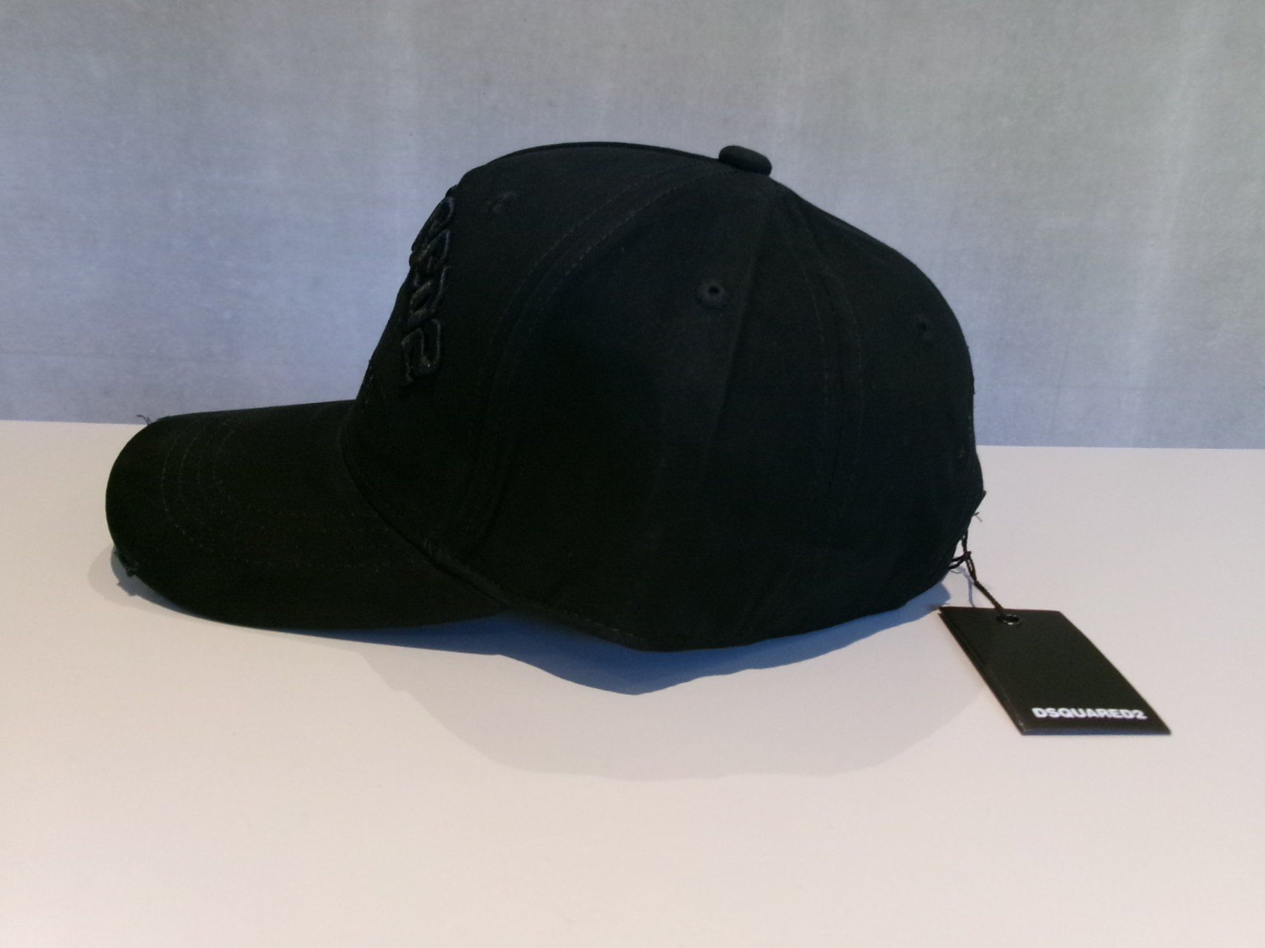 Dsquared2 Copricapi, berretti & cappellini: Dsquared2 / ICON / Cap / Schwarz / D2 / Neu / Vintage – Nuovo (secondo la descrizione) da Welschenrohr venduto da StarRecordsGmbH 4