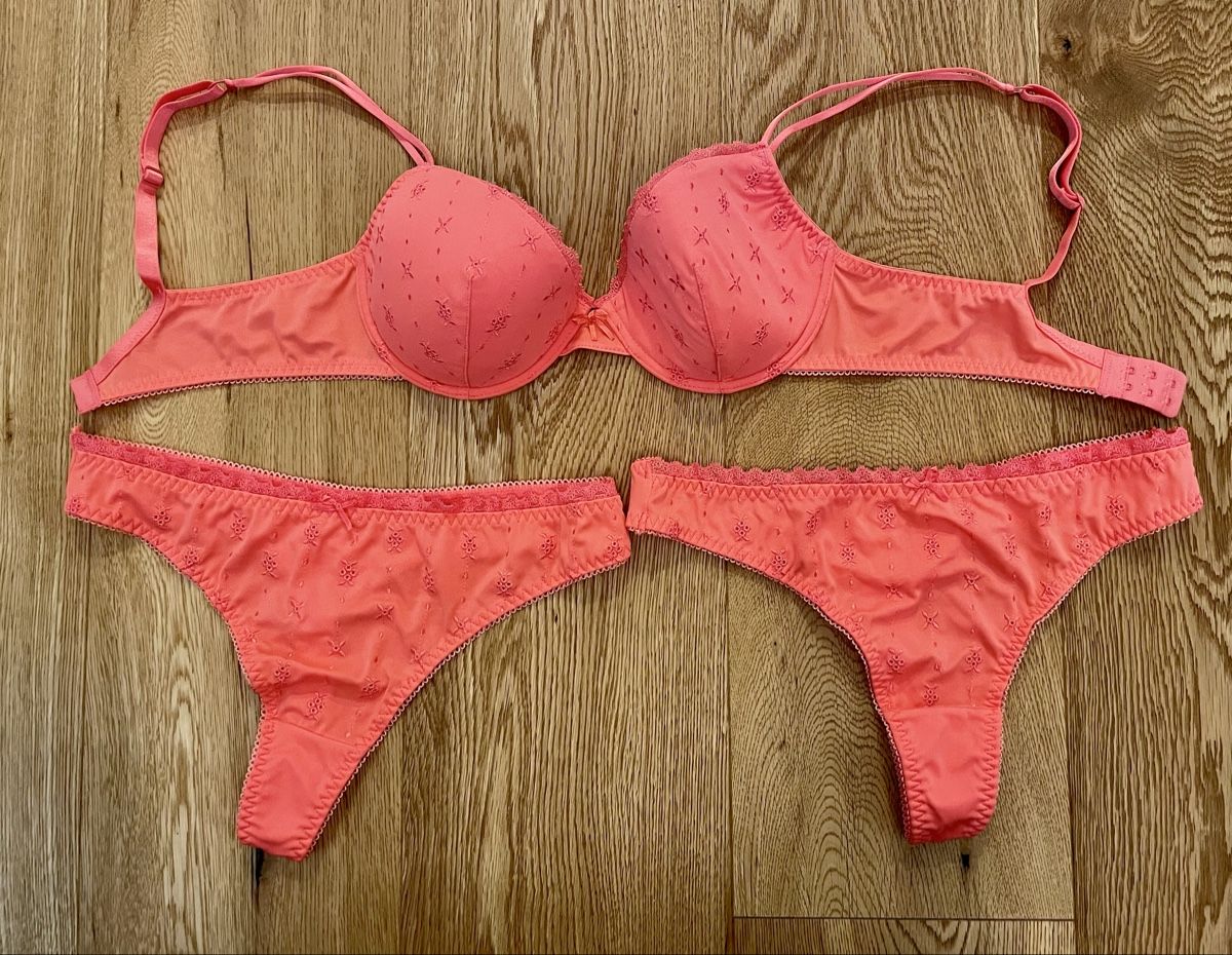 Tchibo Altra biancheria intima: Tchibo Lingerie Set - Grösse 75C:40/42 – Nuovo (secondo la descrizione) da Stansstad venduto da alexandra171080