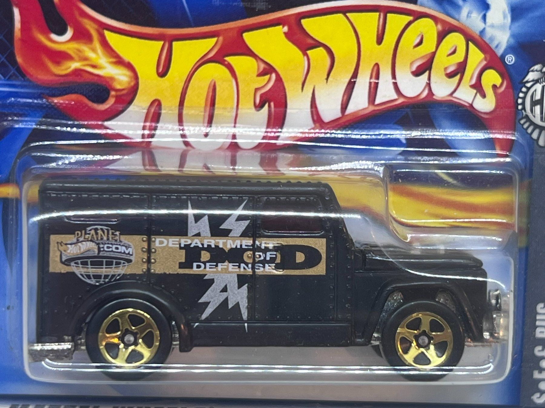 Hot Wheels Modellini d'auto: Hot Wheels Armored Truck – Nuovo e nell'imballaggio originale da Wildegg venduto da LaaBoutique 1
