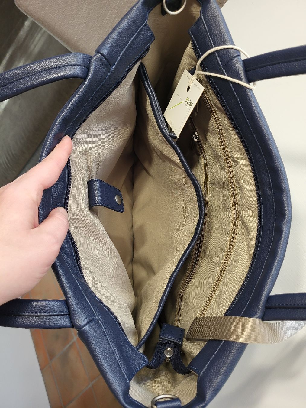 Zwei Borse da donna: Neu Zwei Tasche – Nuovo (secondo la descrizione) da Suhr venduto da lul_87gh 5