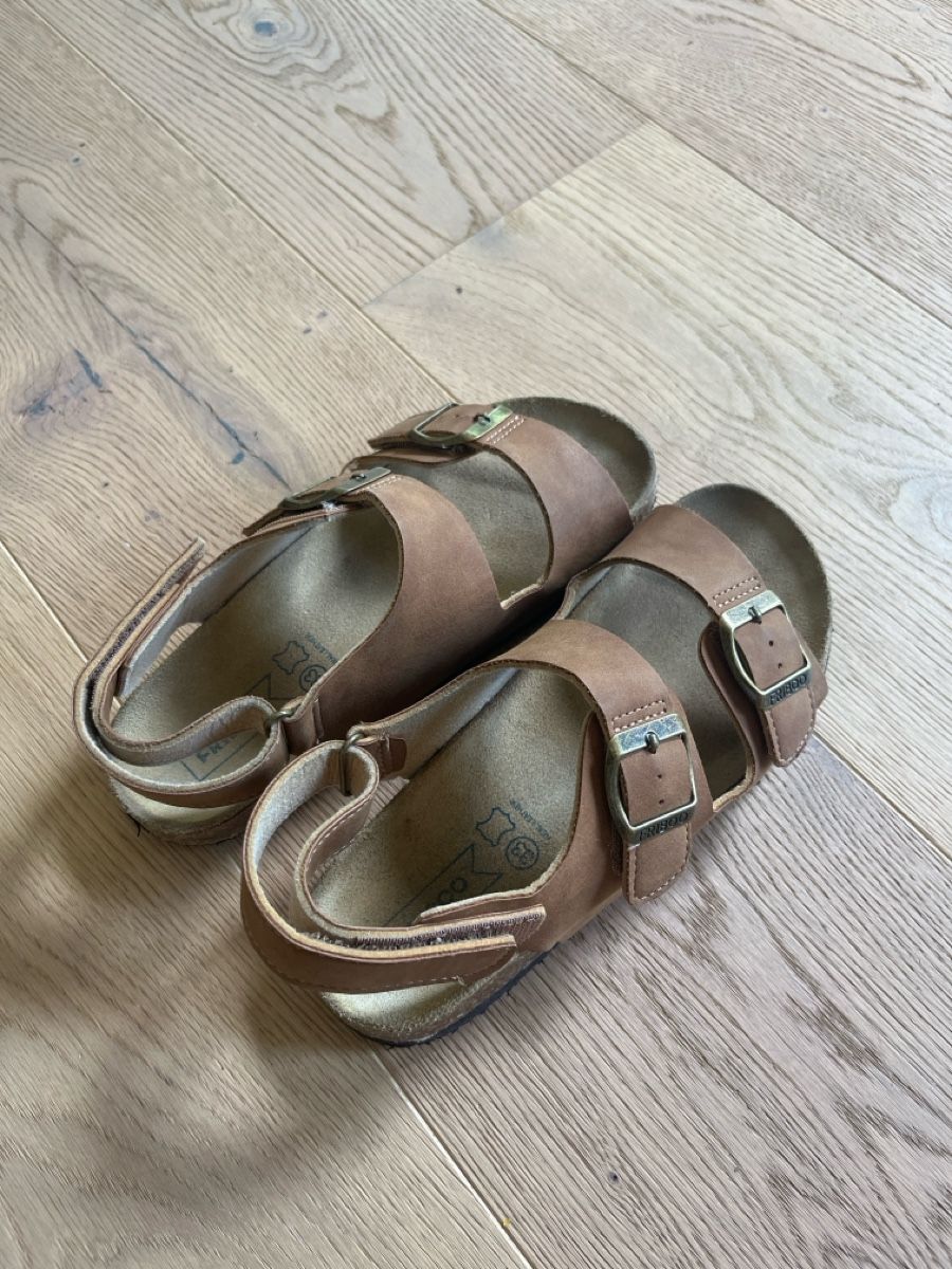 Friboo Scarpe da uomo: Friboo Sandalen Gr. 33 – Usato da Buttikon SZ venduto da nene2017