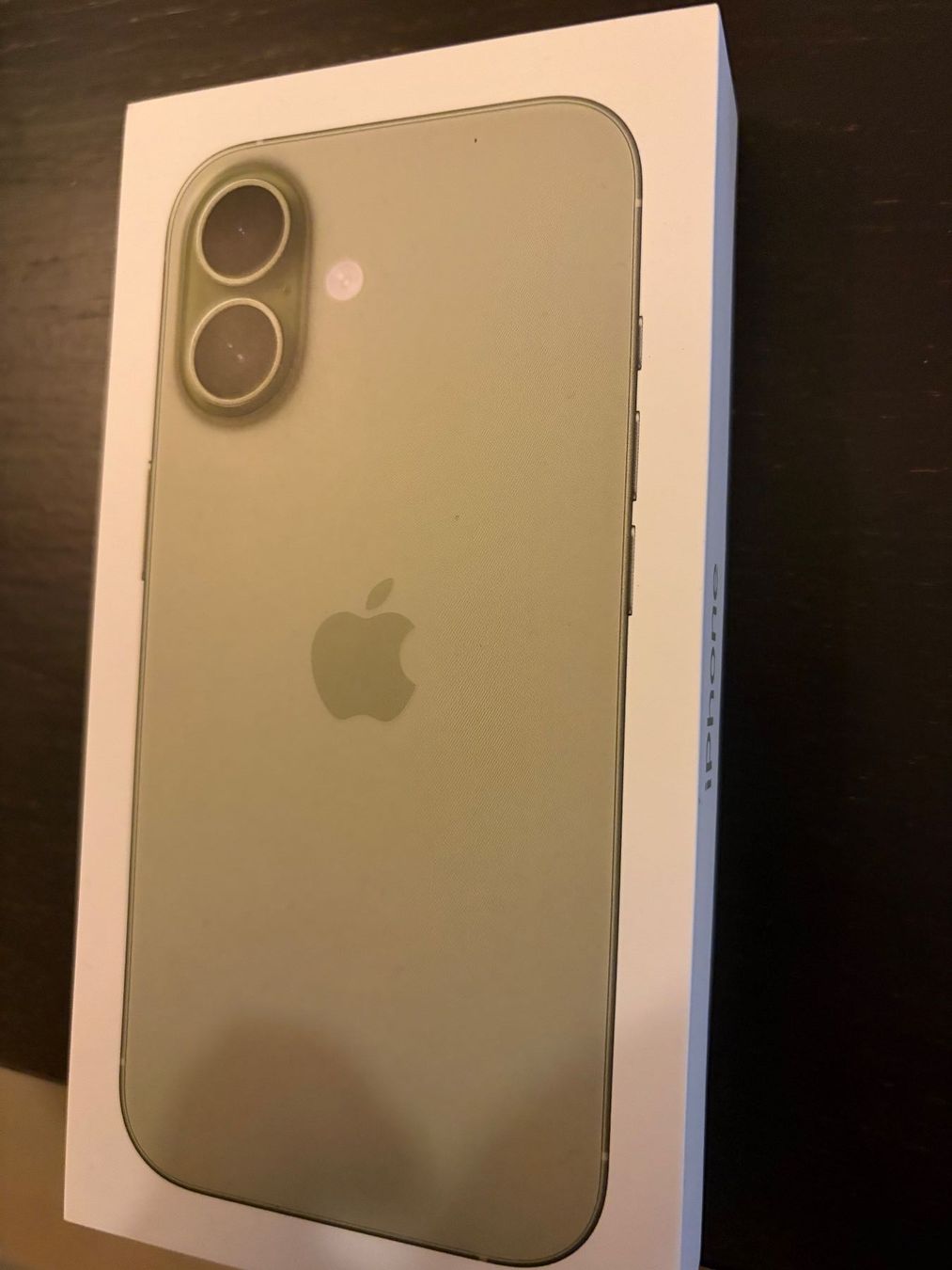 Apple Telefoni cellulari / Smartphones: iPhone 17 256 GB Salbei - Display defekt – Difettoso da Zug venduto da bhepp 3
