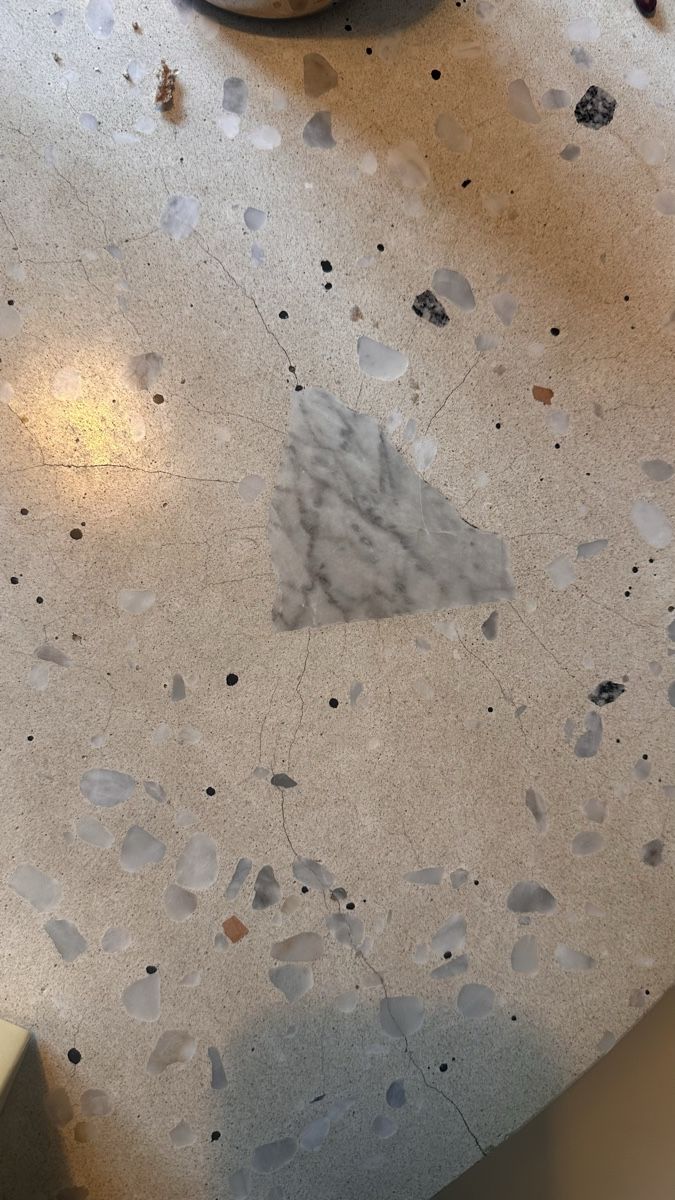 Tavoli: Terrazzo Esstisch 120cm – Usato da Neuenhof venduto da Juliaandromeo 2