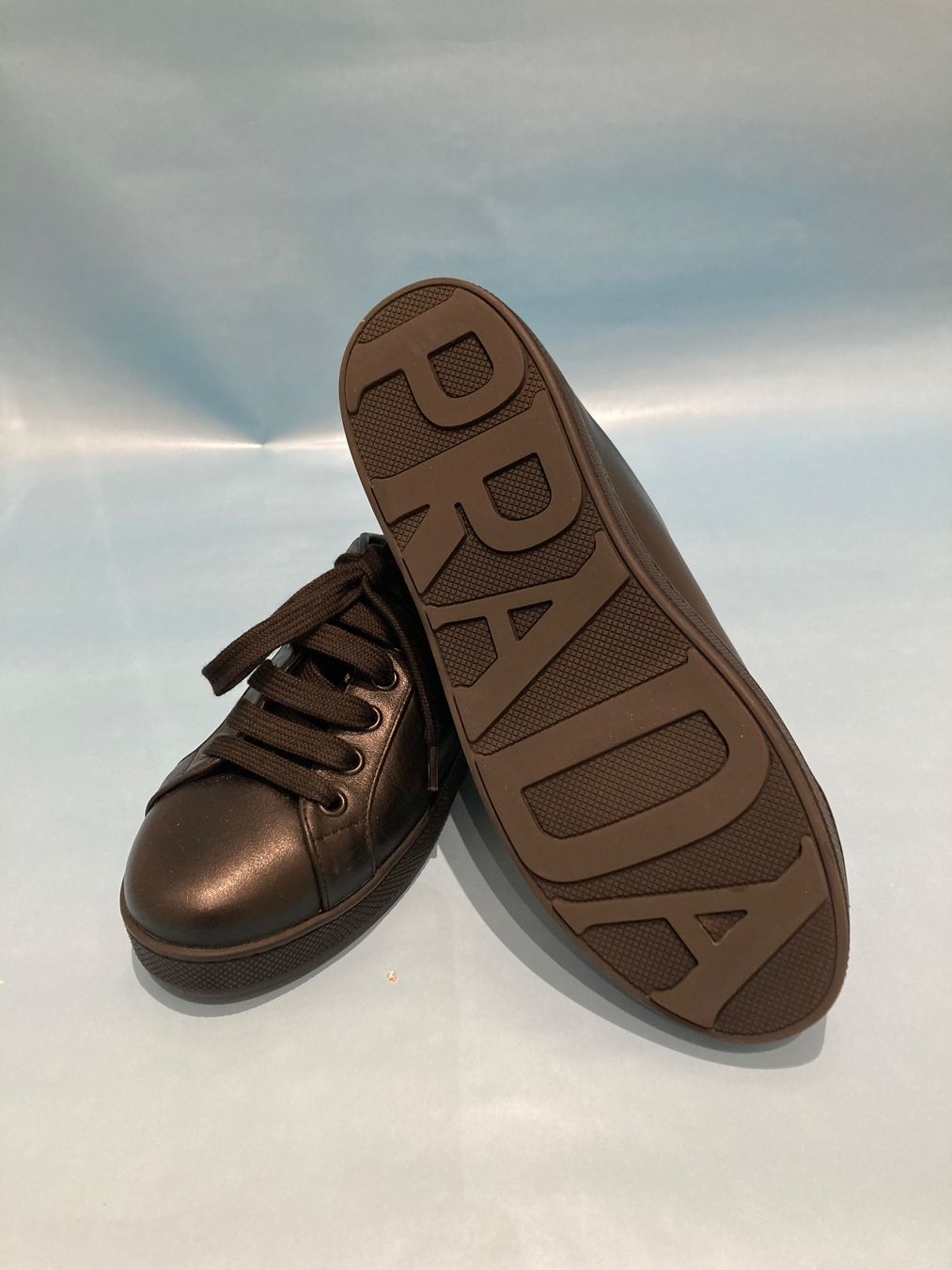 Prada Scarpe da donna: Prada sneaker 36,5 new – Nuovo e nell'imballaggio originale da Paradiso venduto da Kayakara