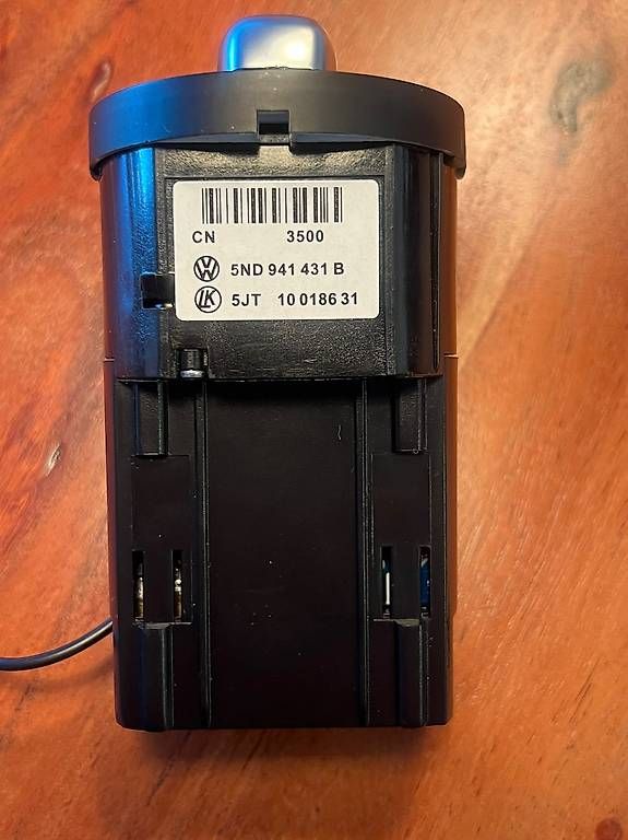 Tutti pezzi di ricambio auto: VW Lichtsteuerung – Usato da Buchs AG venduto da stingray1979 1