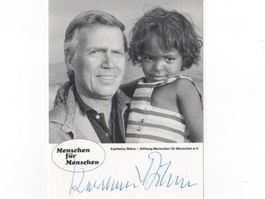 Autogrammkarte von Schauspieler Karlheinz Böhm A, †