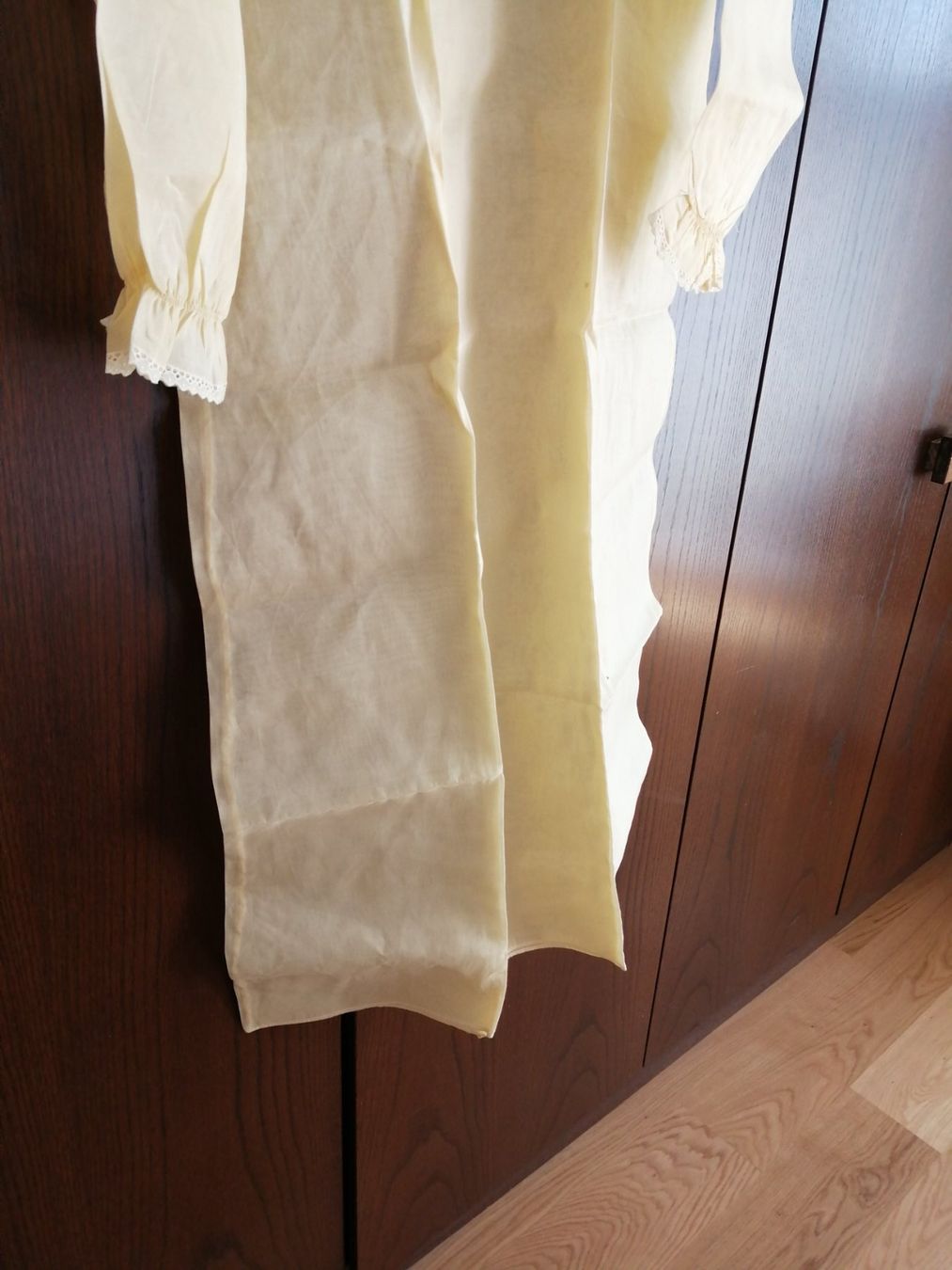 Negligees & Pyjamas: Nachthemd – Gebraucht aus Wetzikon von dan_6lrd 4