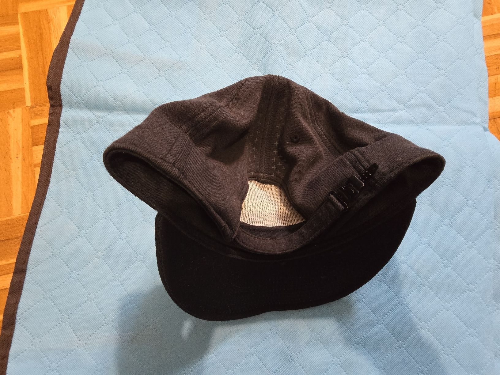 Nike Copricapi, berretti & cappellini: Casquette Nike Noire – Usato da Mont-sur-Lausanne venduto da Didinho 2