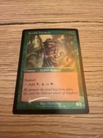 Magic the Gathering: Ignoble Hierarch - Foil - NM