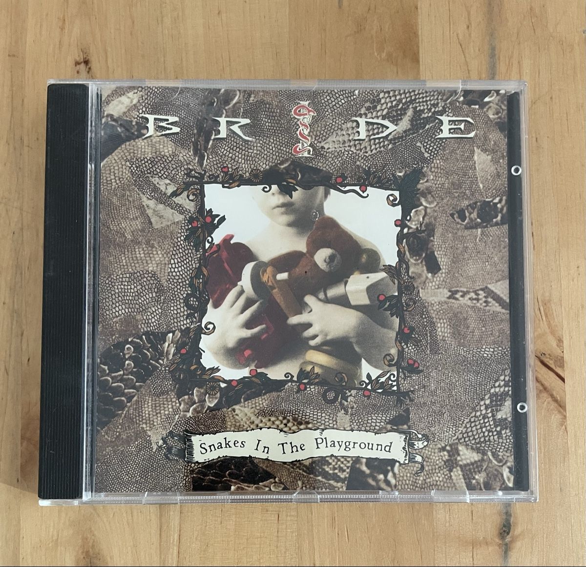 CD: Bride - Snakes In The Playground – Usato da St.Gallen venduto da Thh7