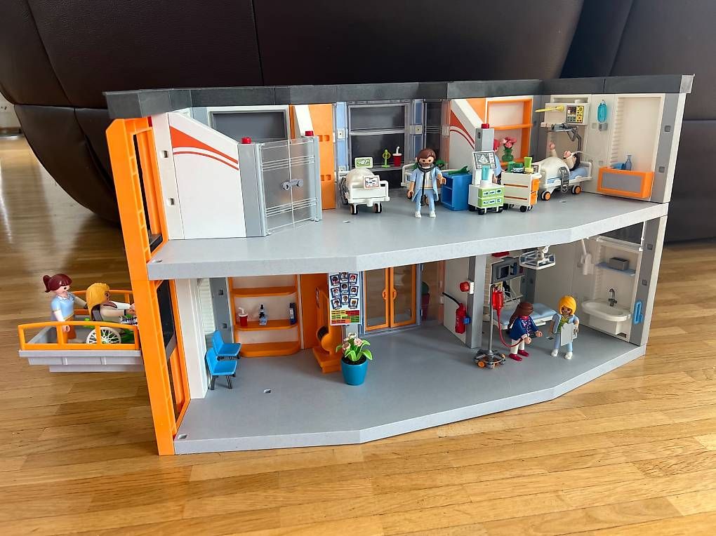Giocattoli: Playmobil hôpital – Usato da Châtelaine venduto da mst_kqx8 1