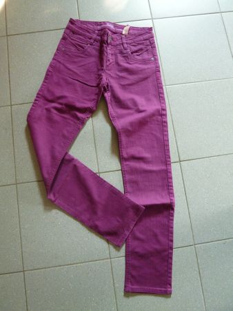 violette Hose TUBE  34 32 s.Oliver