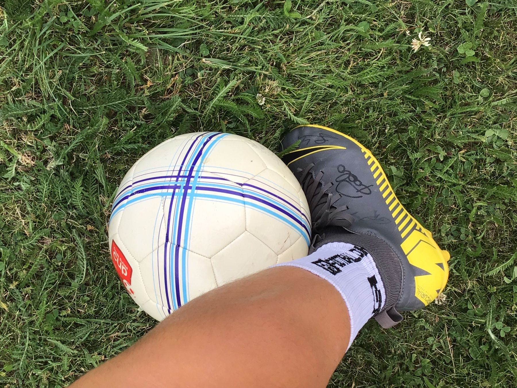Nike Herrenschuhe: Chaussures de foot Nike Mercurial – Gebraucht aus Eison (St-Martin) von fra_kdp6 2