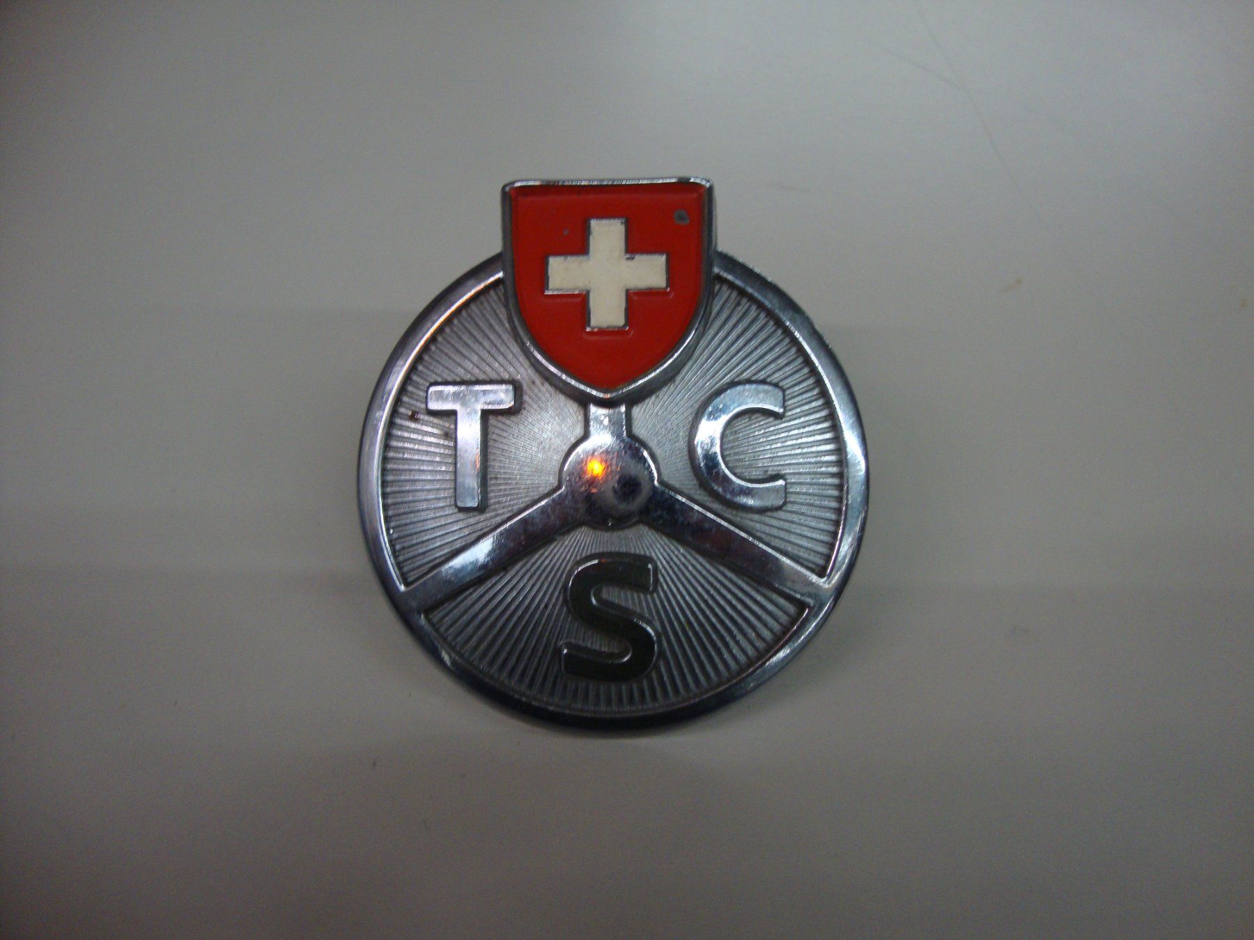 TCS Insegne: TCS Emblem – Usato da Mollis venduto da Seestern