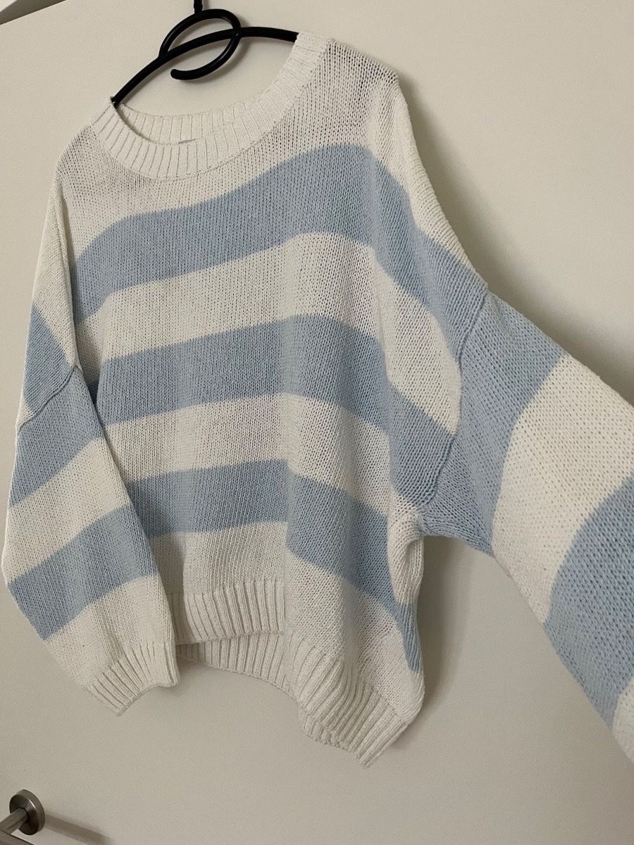 Maglioni & Felpe: Strickpullover, Gr. S/M, weiss/blau gestreift – Usato da Triesen venduto da atos87 2