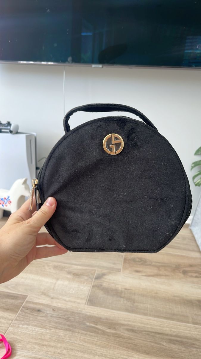Custodie per cosmetici: Giorgio Armani Schminktasche neu – Nuovo (secondo la descrizione) da Wallisellen venduto da vivka